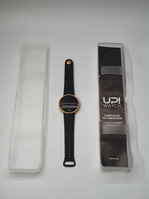 Smartwatch UpWatch Round GOLD — Recenzie calitate și performanță pentru produse resigilate