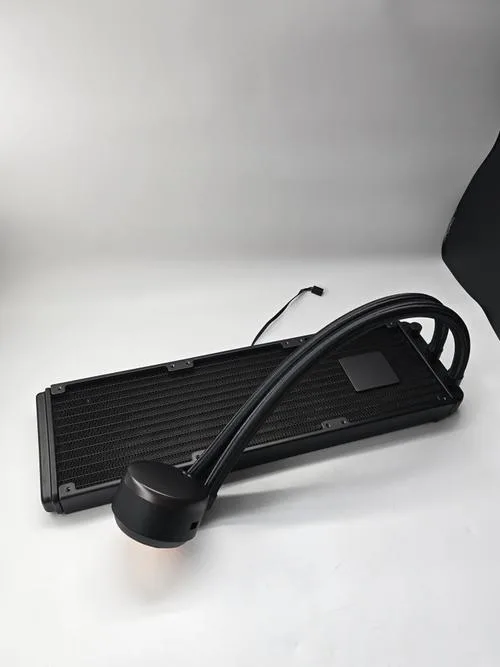 Cooler CPU Fractal Design Lumen S36 V2 — Recenzie, performanță și preț actualizat