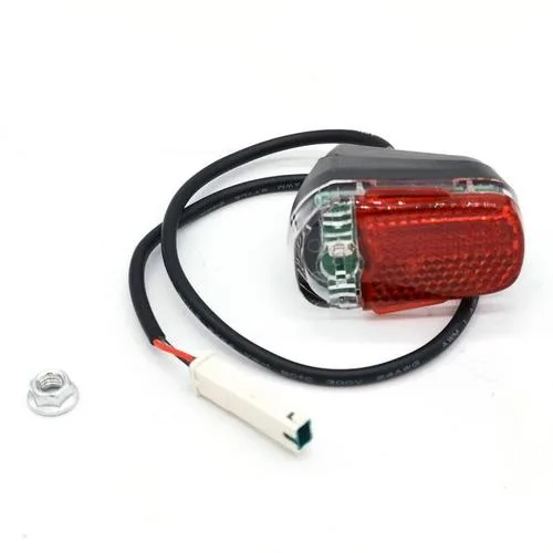 Stop LED pentru trotineta electrică Ninebot Max G30 — Recenzie și performanță
