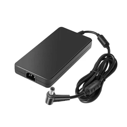 Incarcator MSI MS-16UK 230W — Specificații, performanță & verdict