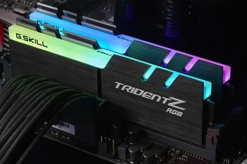 Memorie G.Skill Trident Z RGB — review, performanță și verdict